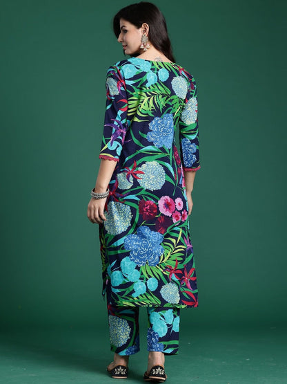 Women Floral Printed Regular Pure Cotton Kurta with Trousers