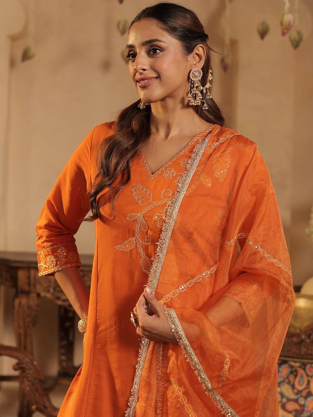 Dhiyona IE Women Ethnic Motifs Embroidered Kurta With Trousers & Dupatta Kurta Sets