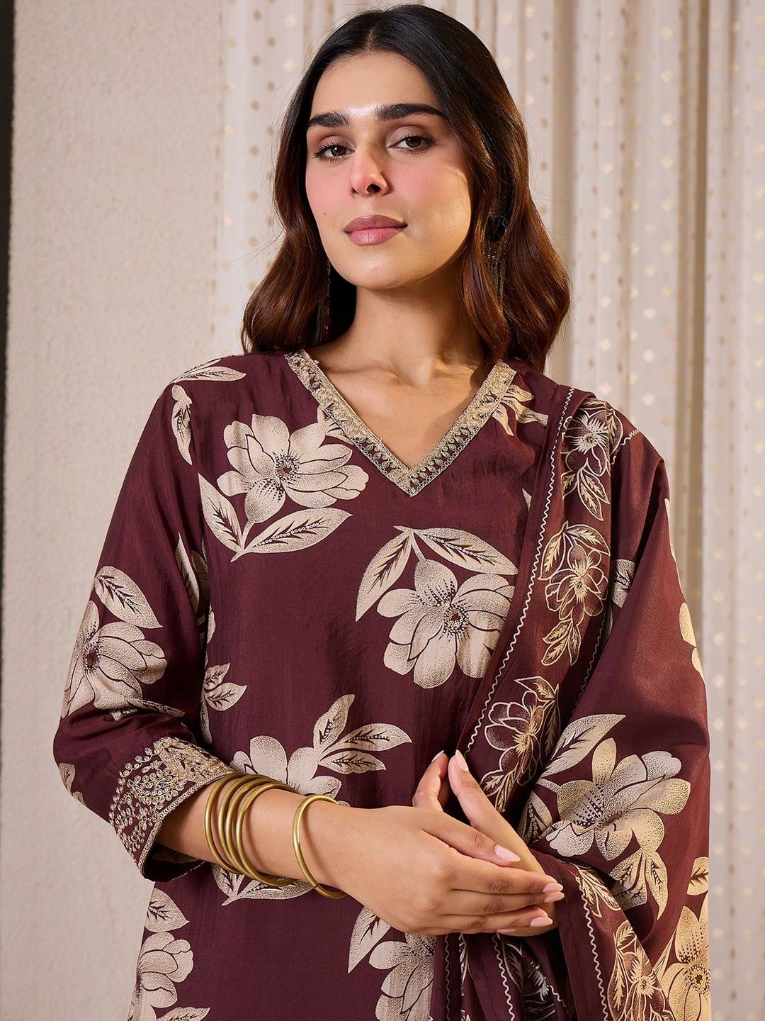 Women Floral Printed Kurta with Trousers & Dupatta