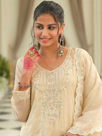 Women Floral Embroidered Kurta with Trousers & Dupatta