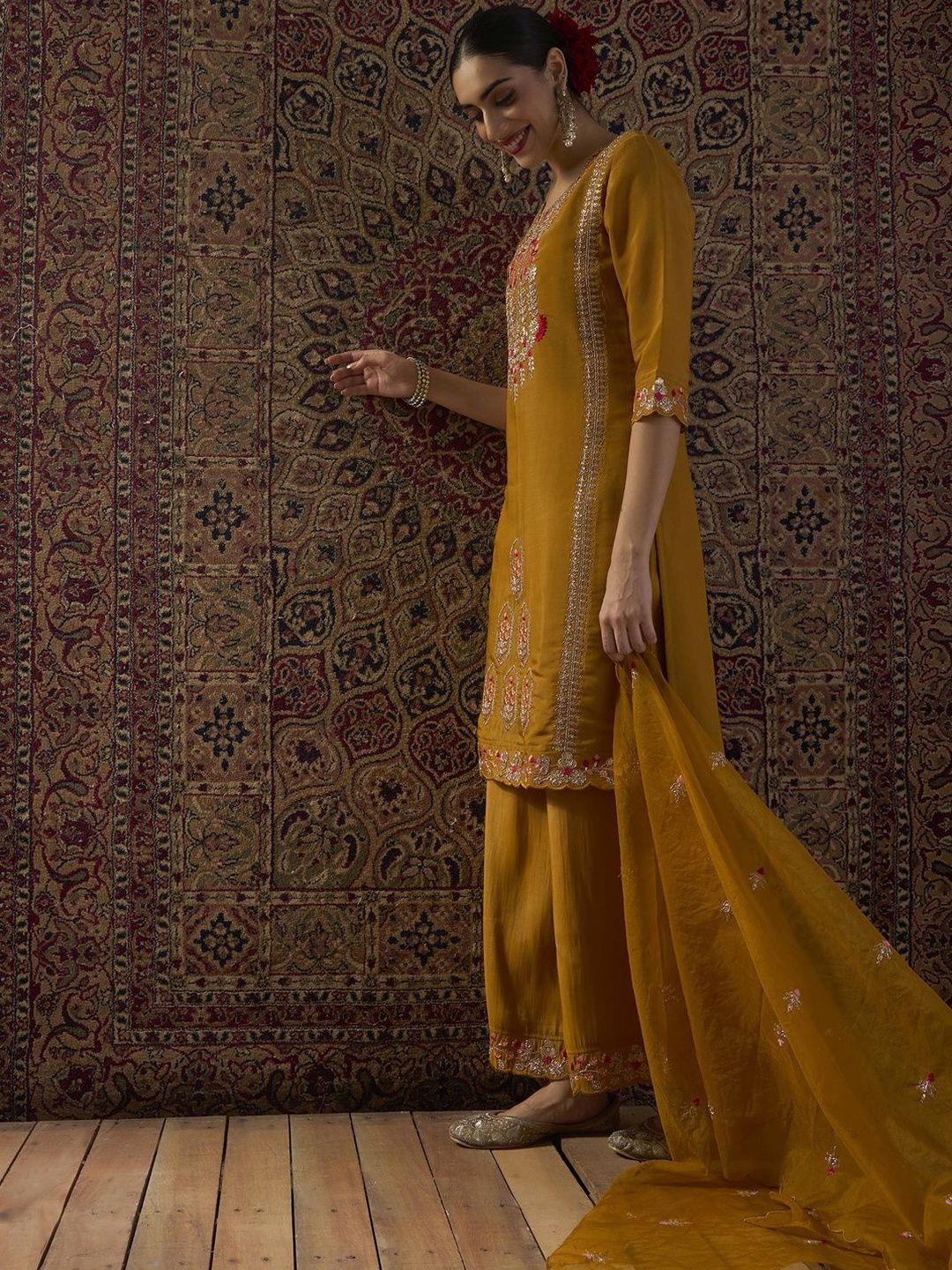 Floral Embroidered Thread Work Straight Kurta With Palazzo & Dupatta