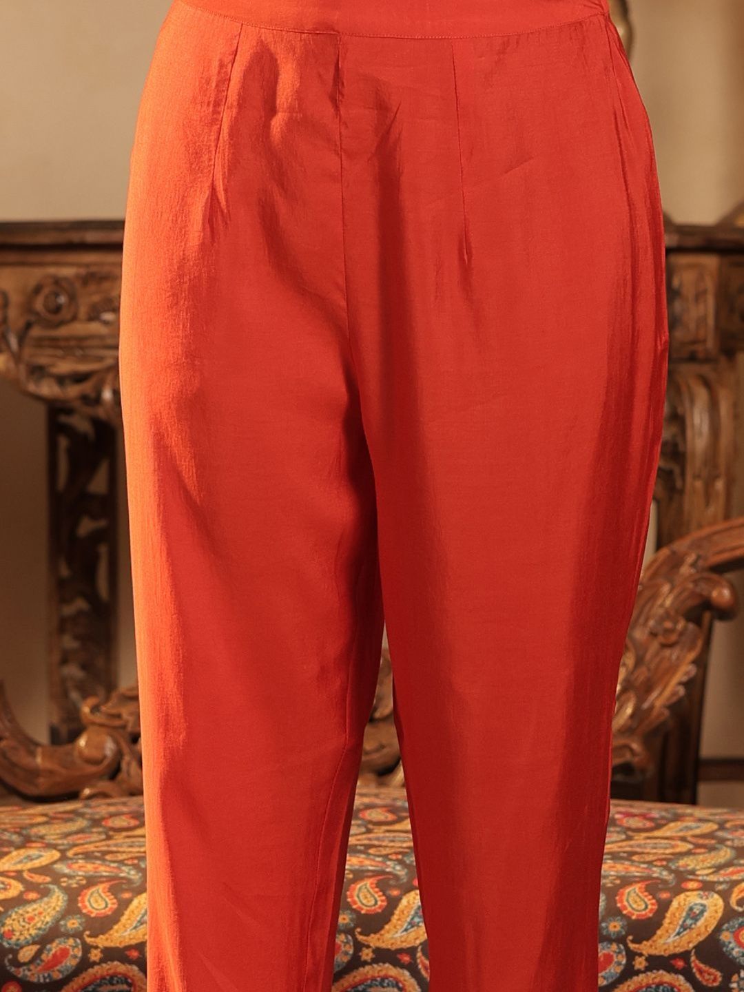 Women Ethnic Motifs Printed Kurta with Trouser