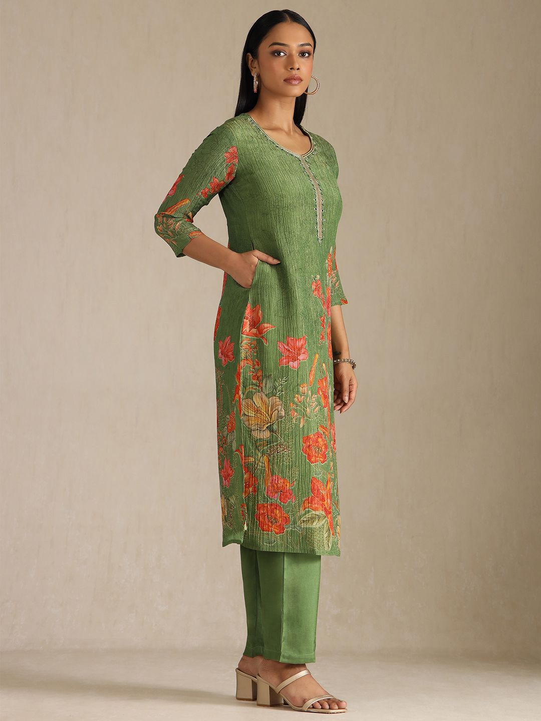 Dhiyona SO Women's Floral Printed Mirror Work Straight Kurta with Trouser