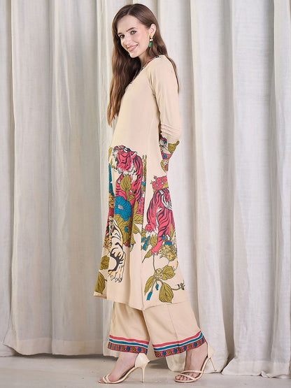 Women Animal Printed Kurta with Trousers