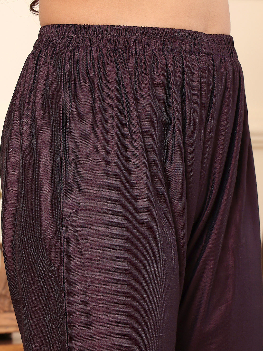 Dhiyona VR Women's Pure Purple Floral Printed Kurta Set And Dupatta