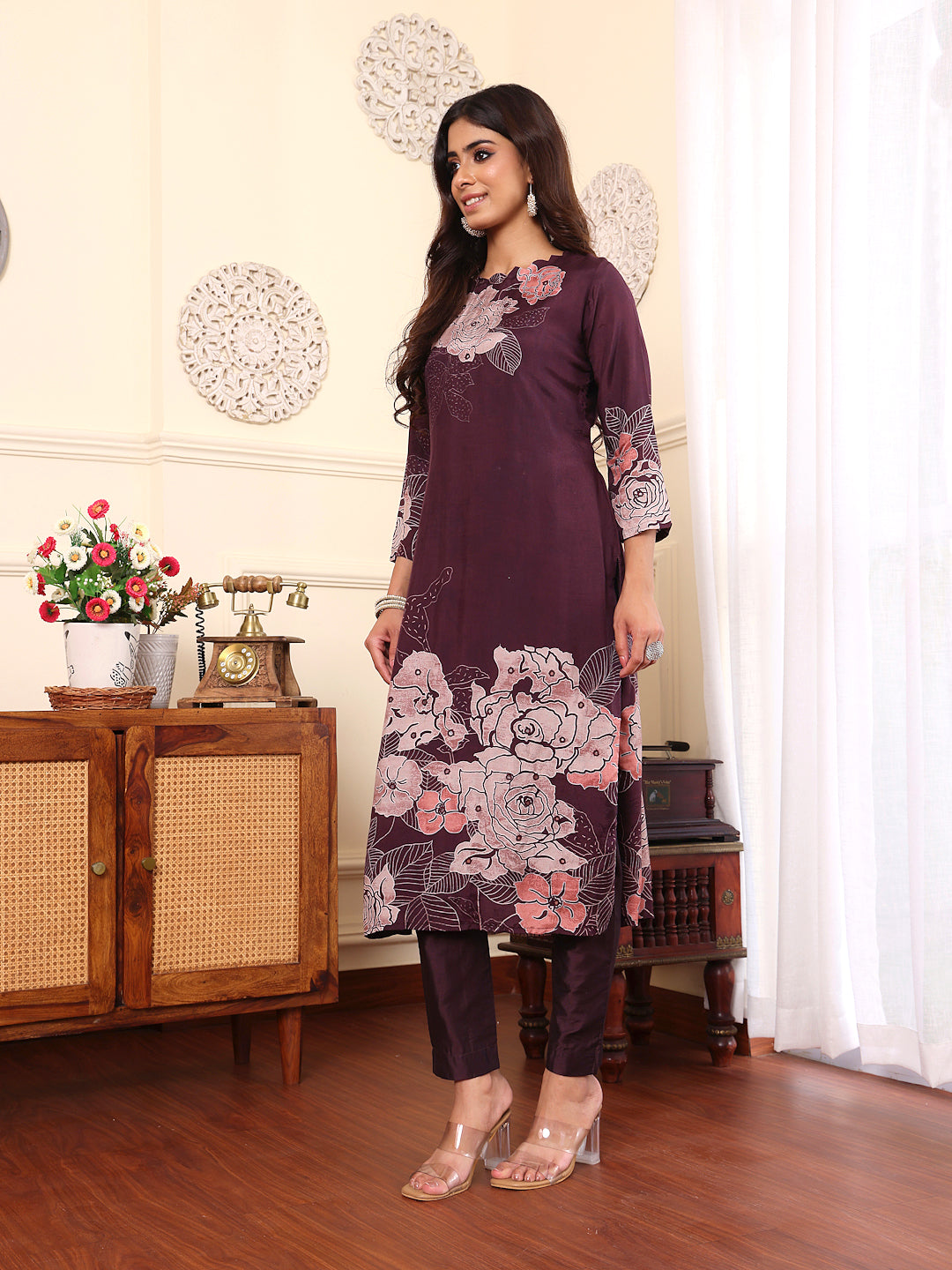 Dhiyona VR Women's Pure Purple Floral Printed Kurta Set And Dupatta