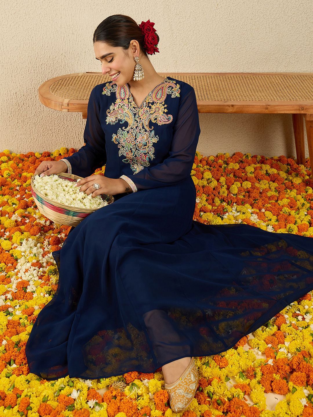 Dhiyona IE Embroidered V-Neck A-Line Tunic With Trousers Co-Ords