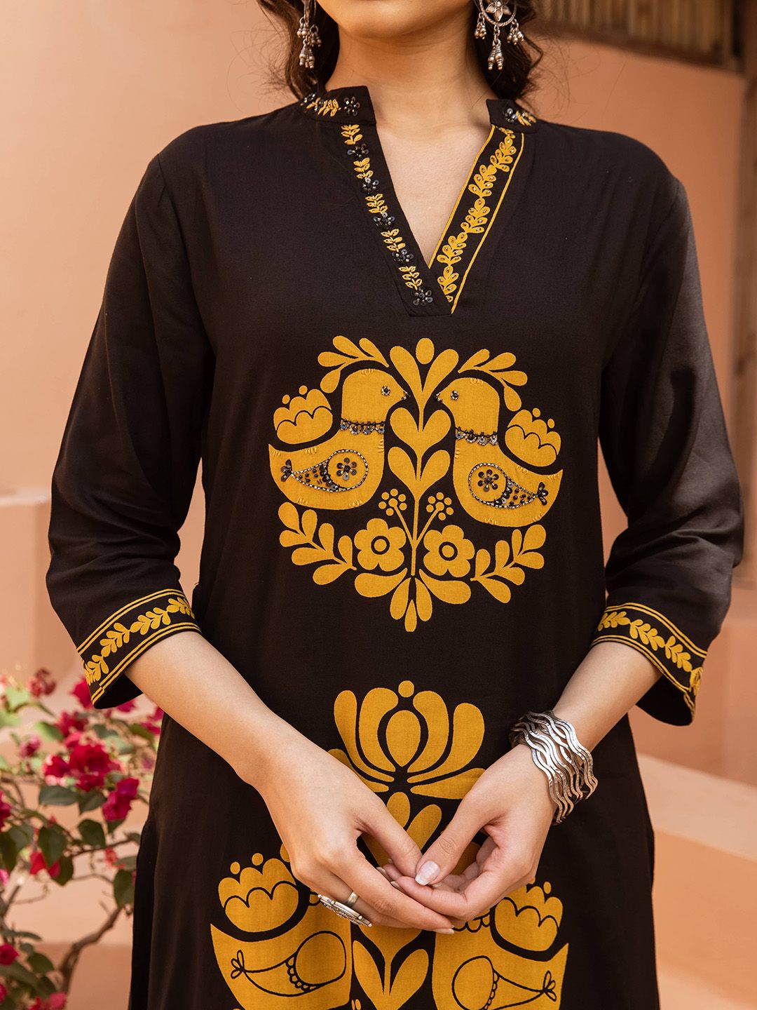 Dhiyona SN Women's Ethnic Motifs Printed Mandarin Collar Straight Kurta & Palazzos