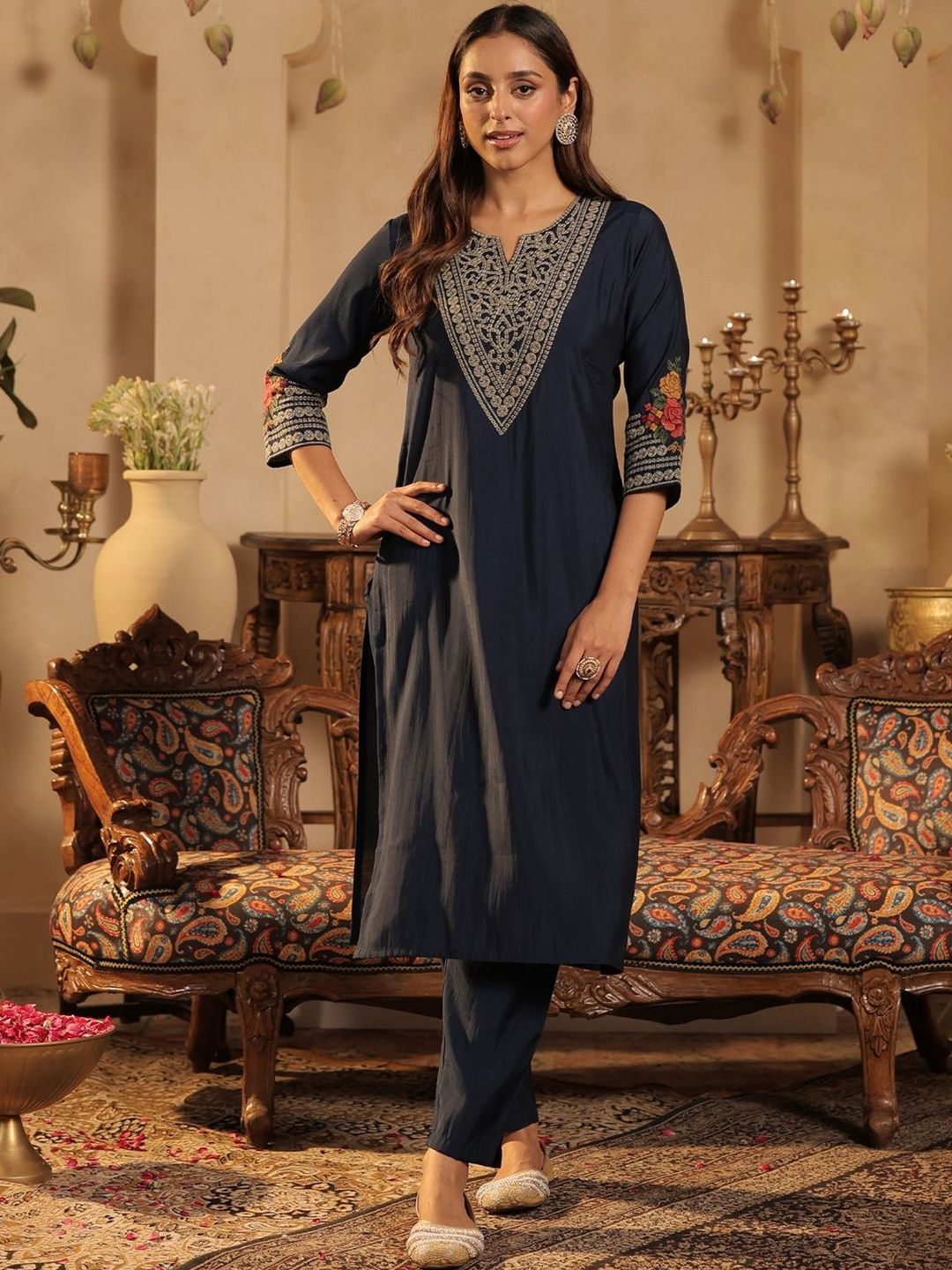 Dhiyona IE Ethnic Motifs Embroidered Straight Thread Work Kurta With Trouser