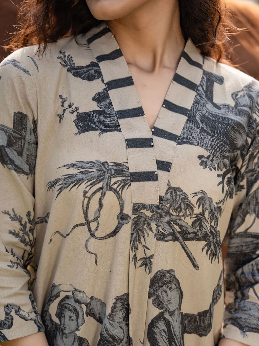 Women Printed Regular Linen Kurta with Trousers