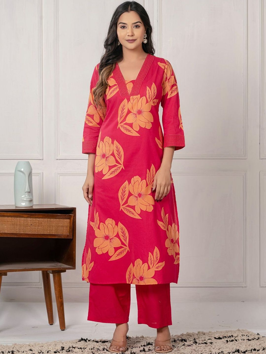 Women Floral Printed Regular Pure Cotton Kurta with Trousers