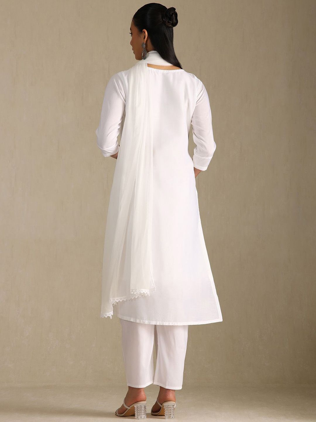 Dhiyona SO Women's Geometric Self Design Keyhole Neck Straight Kurta With Trousers & Dupatta