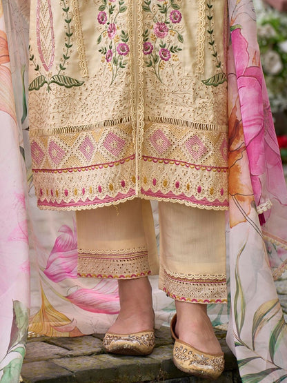 Women Floral Embroidered Kurta with Trousers & Dupatta