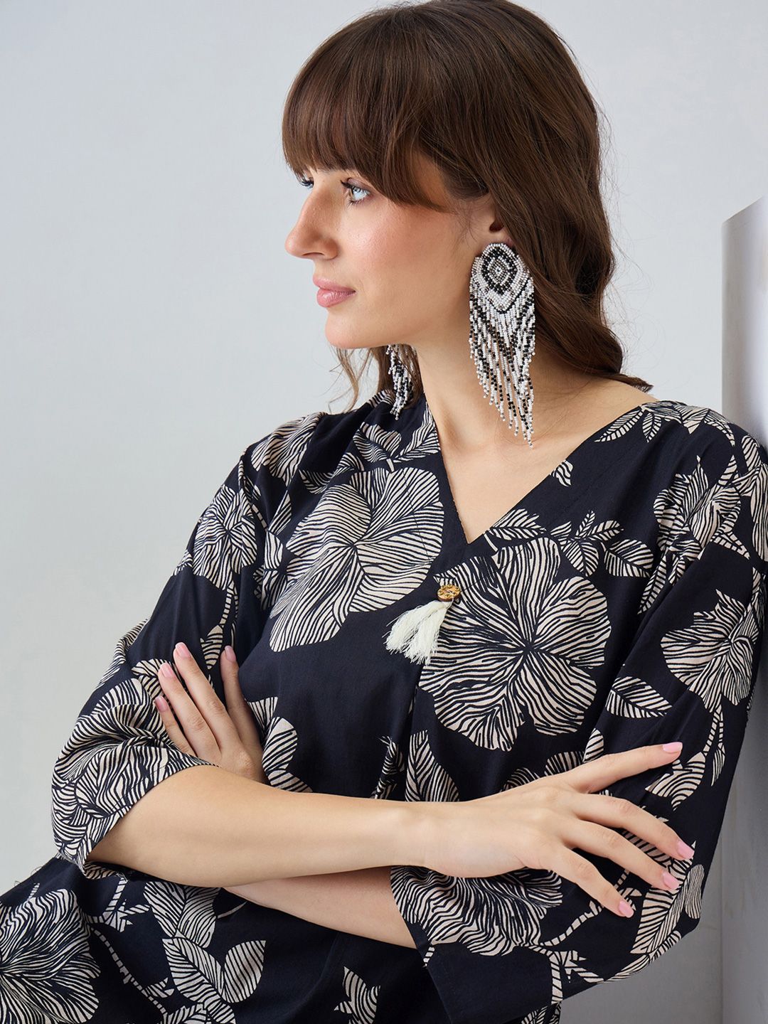 Women Floral Printed Regular Pure Cotton Kurta with Trousers