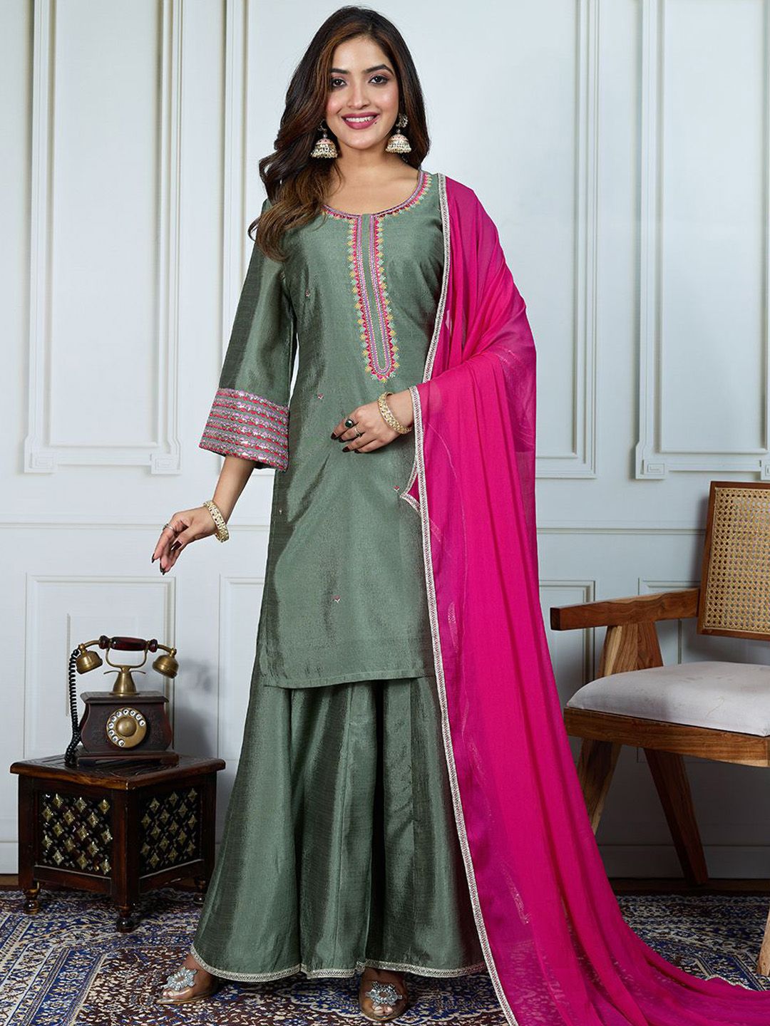 Dhiyona PD Women Women Embroidered Straight Kurta With Trousers & Dupatta