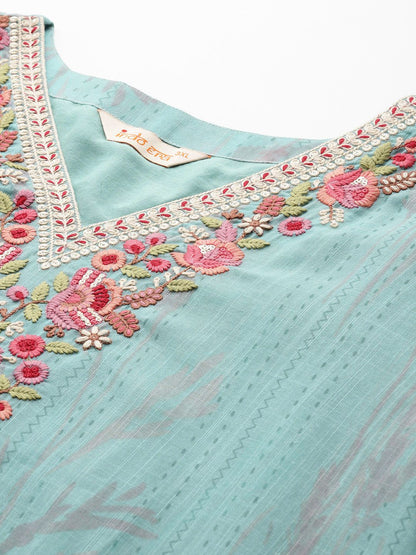 Plus Size Floral Print Regular Thread Work Kurta with Palazzos & Dupatta