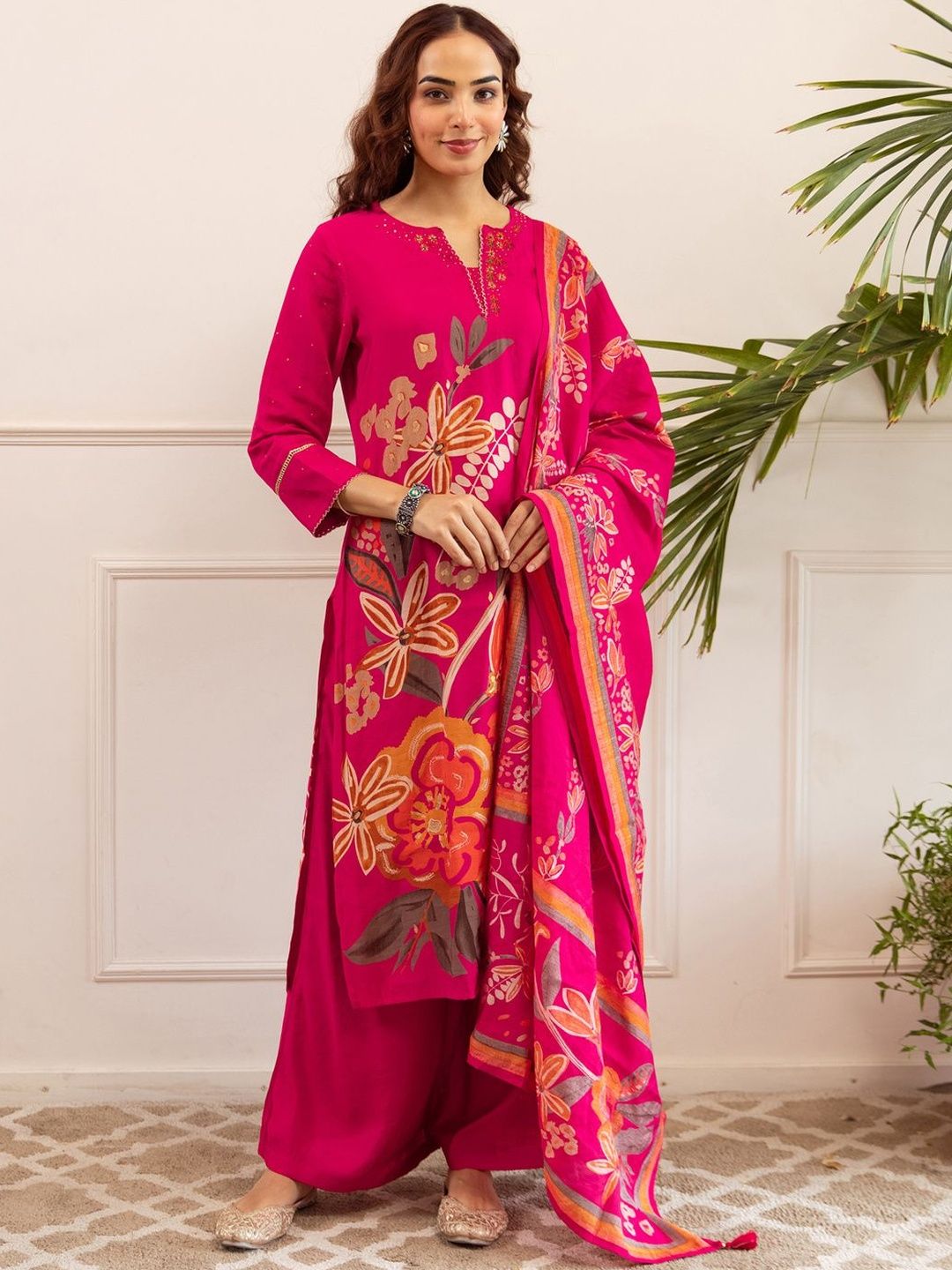 Dhiyona IE Women Floral Printed Kurta with Palazzos & Dupatta