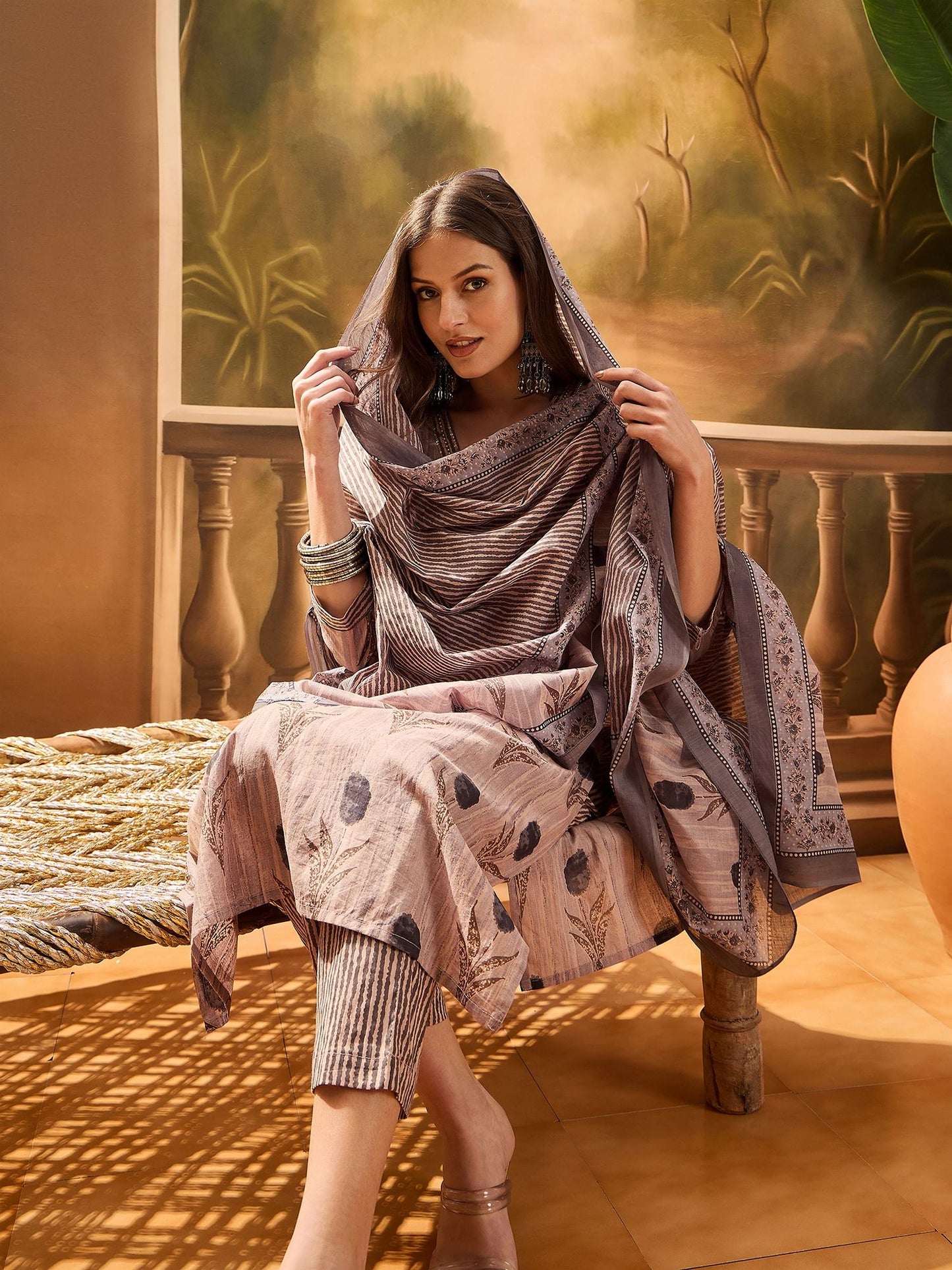 Dhiyona SN Women's Women's Grey Floral Printed Cotton Blend Straight Kurta Pant Dupatta Set