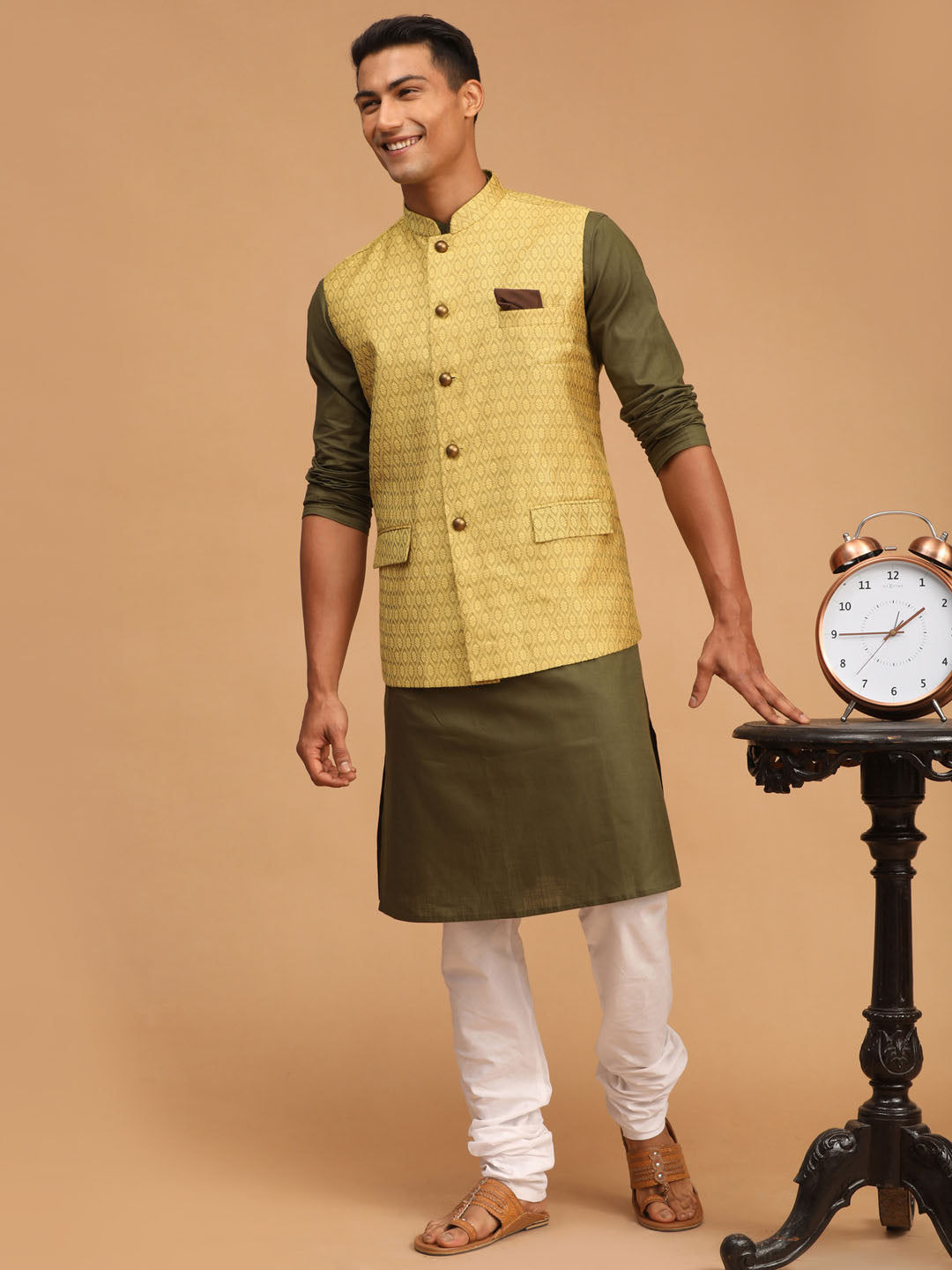 Men's Dark Green Cotton Blend Straight Jacket  Kurta and Pyjama Set