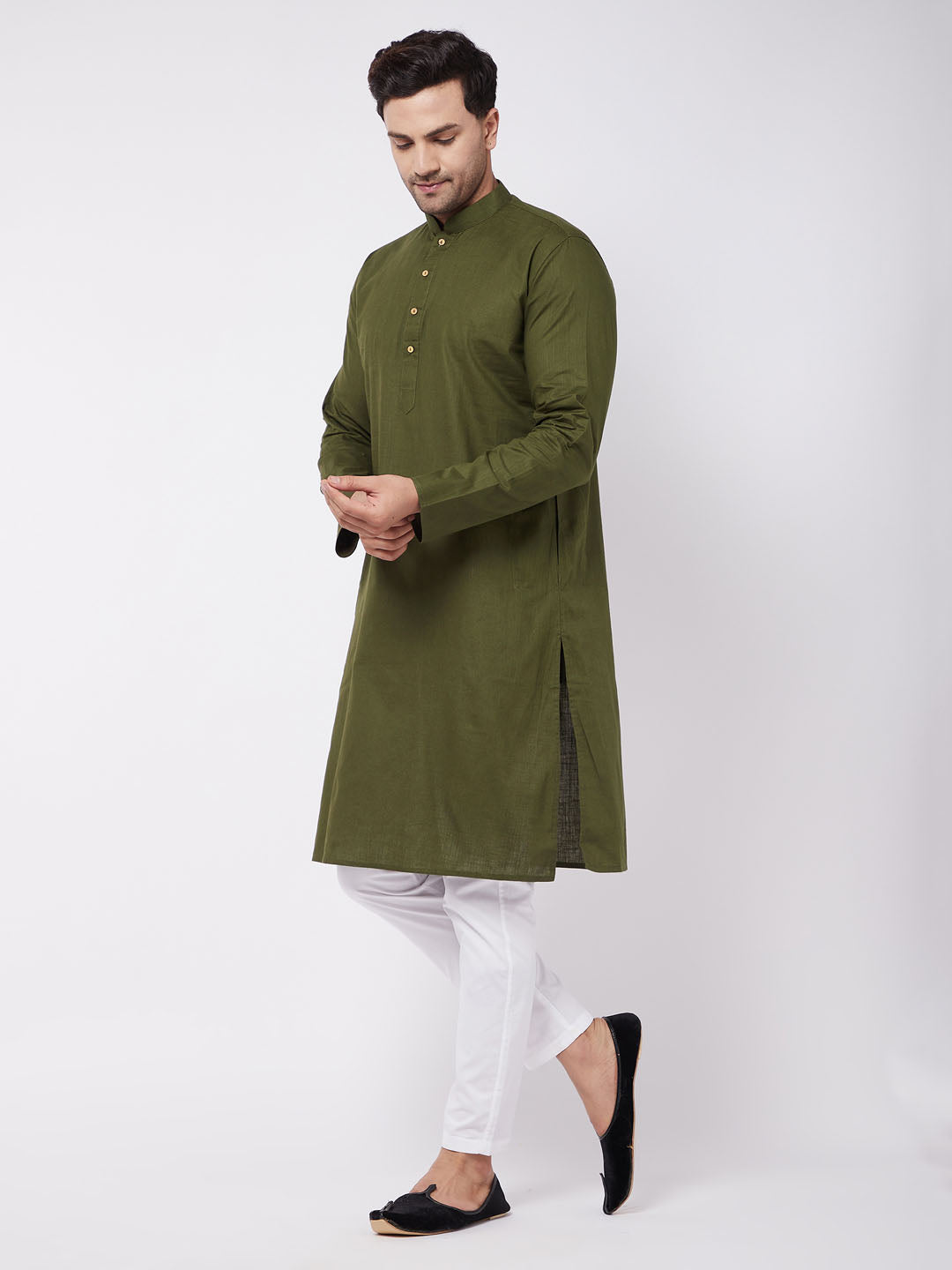 Men's Green Cotton Blend Straight Kurta Pyjama Set