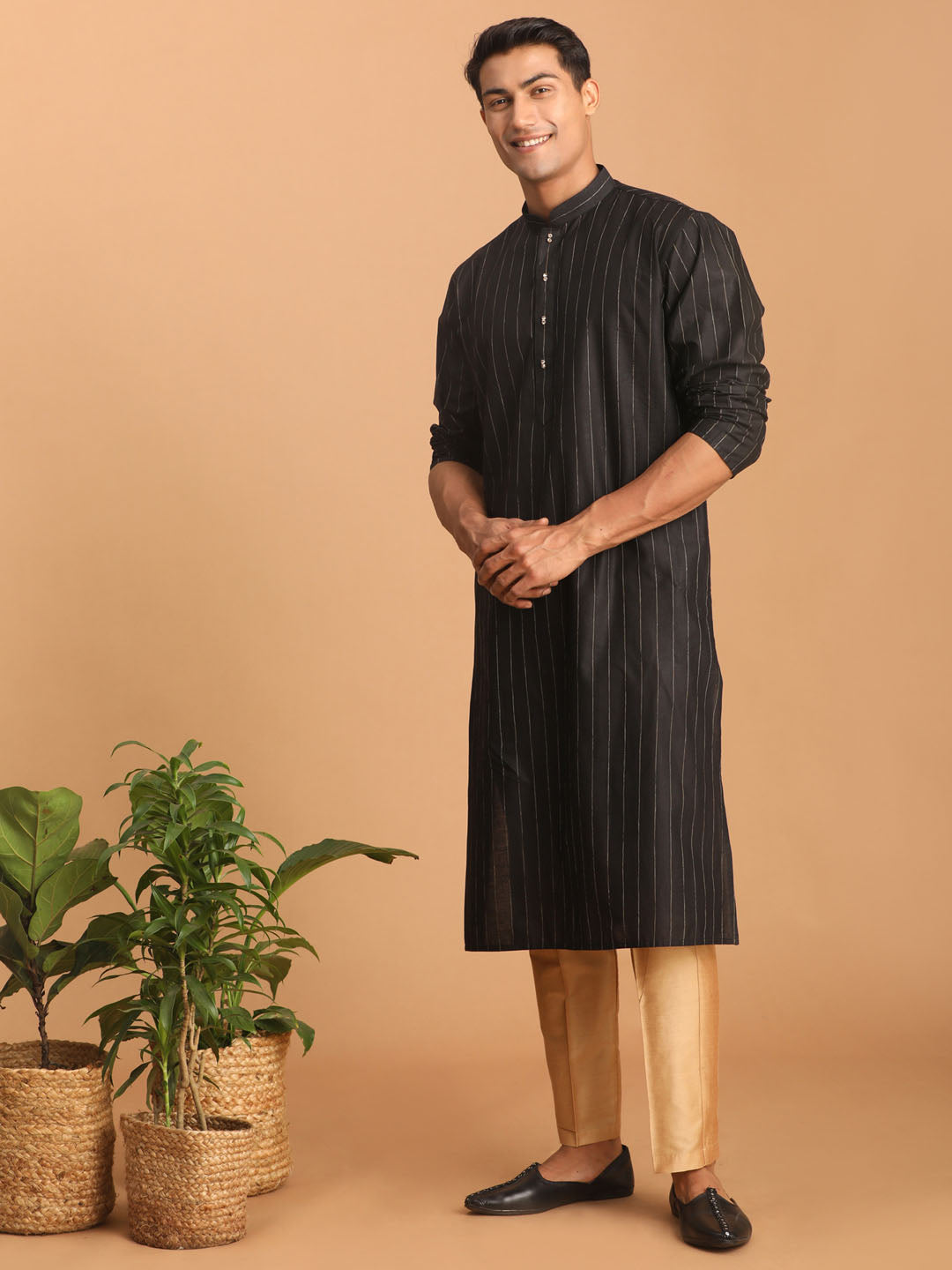 Men's Black Cotton Blend Straight Kurta Pyjama Set