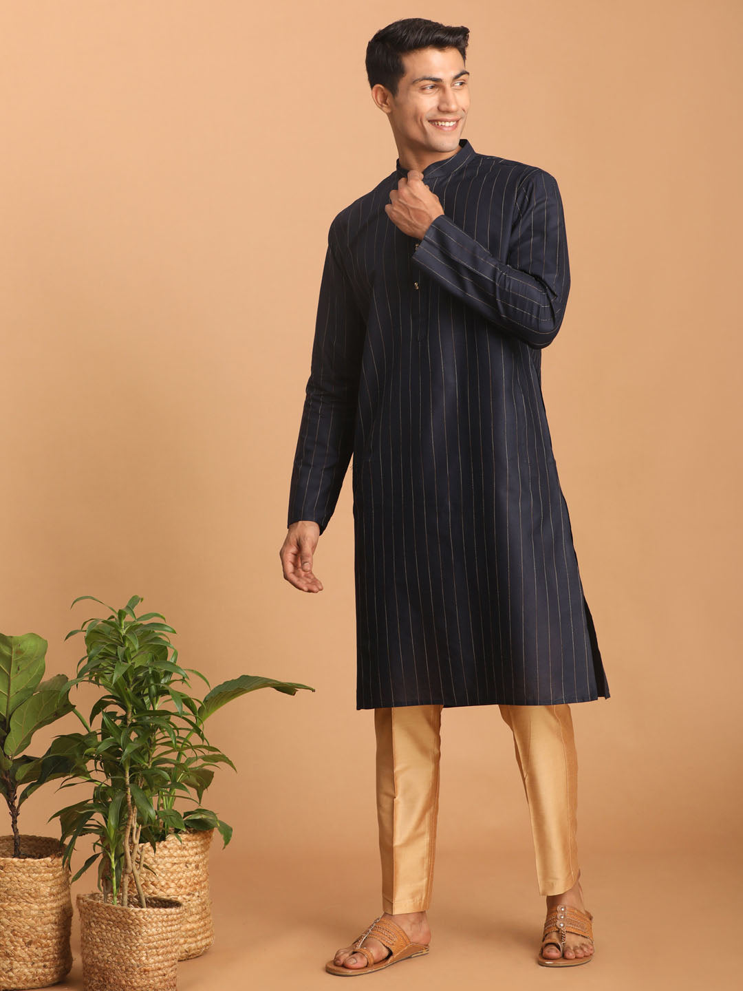 Men's Navy Blue Cotton Blend Straight Kurta Pyjama Set
