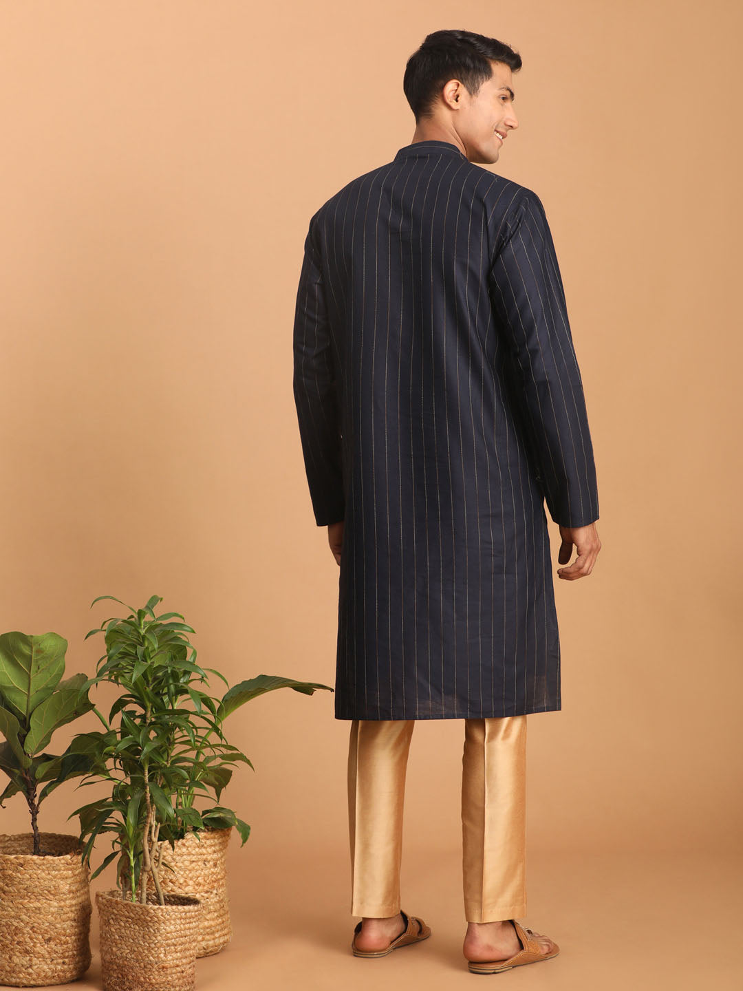Men's Navy Blue Cotton Blend Straight Kurta Pyjama Set