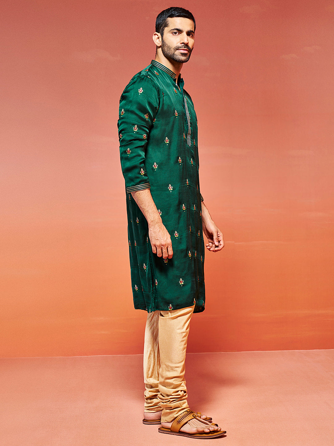 Men's Bottle Green Silk Blend Straight Kurta And Pyjama Set