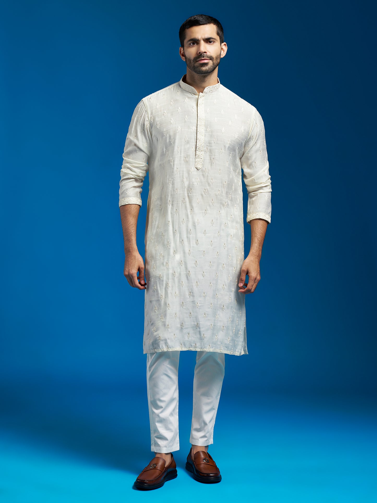 Men's Cream Silk Blend Straight Kurta And Pyjama Set