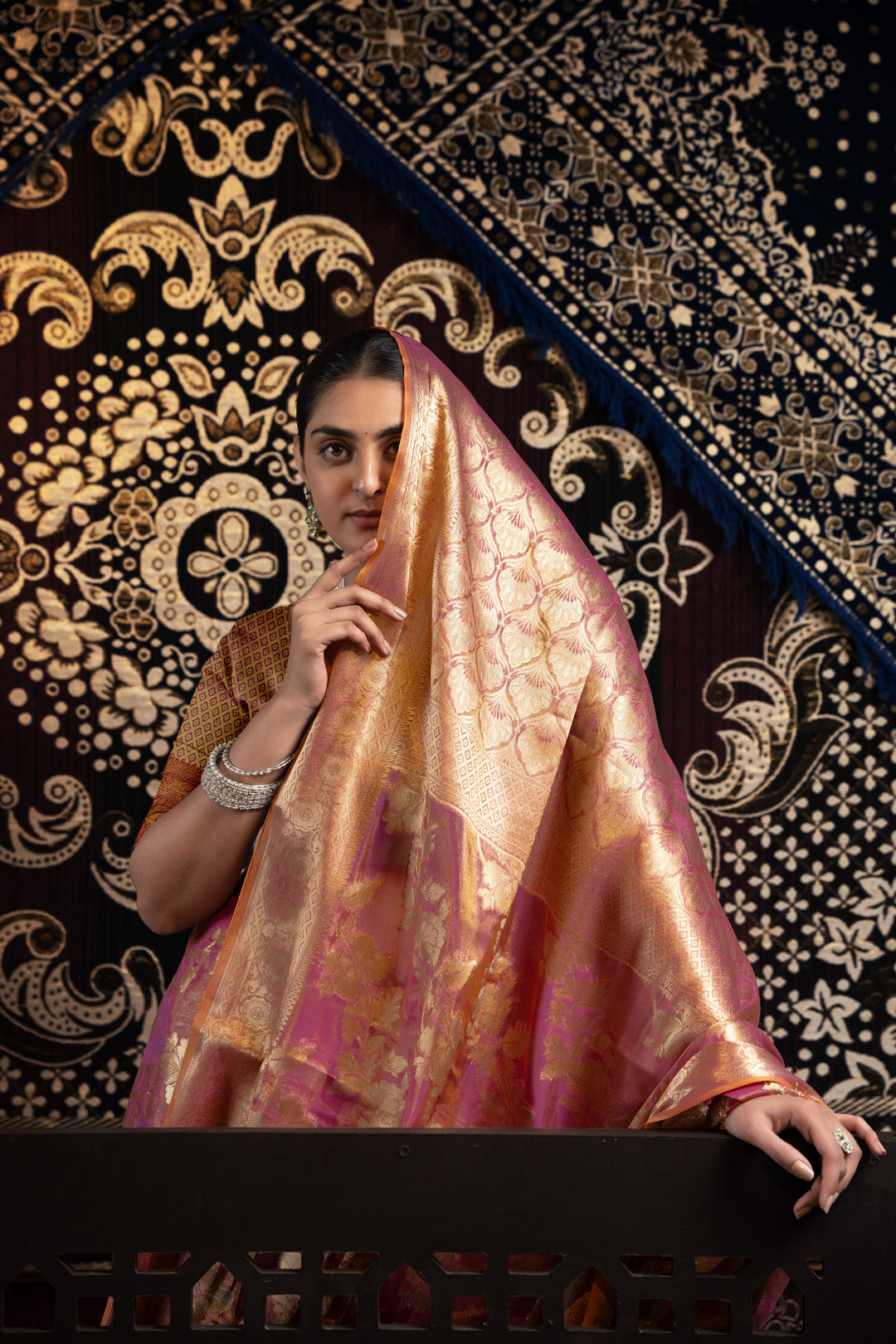 Dhiyona GR Women's Vedika Purple Jimmi Choo Zari Woven Saree