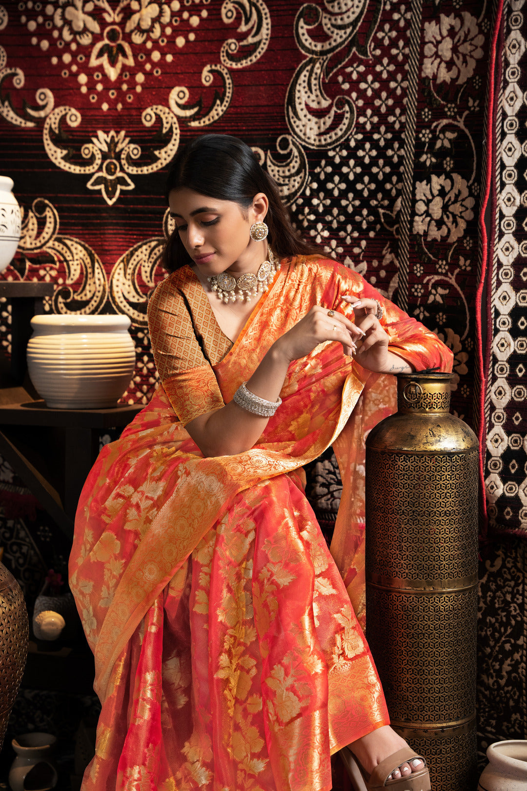 Dhiyona GR Women's Vedika Red Jimmi Choo Zari Woven Saree