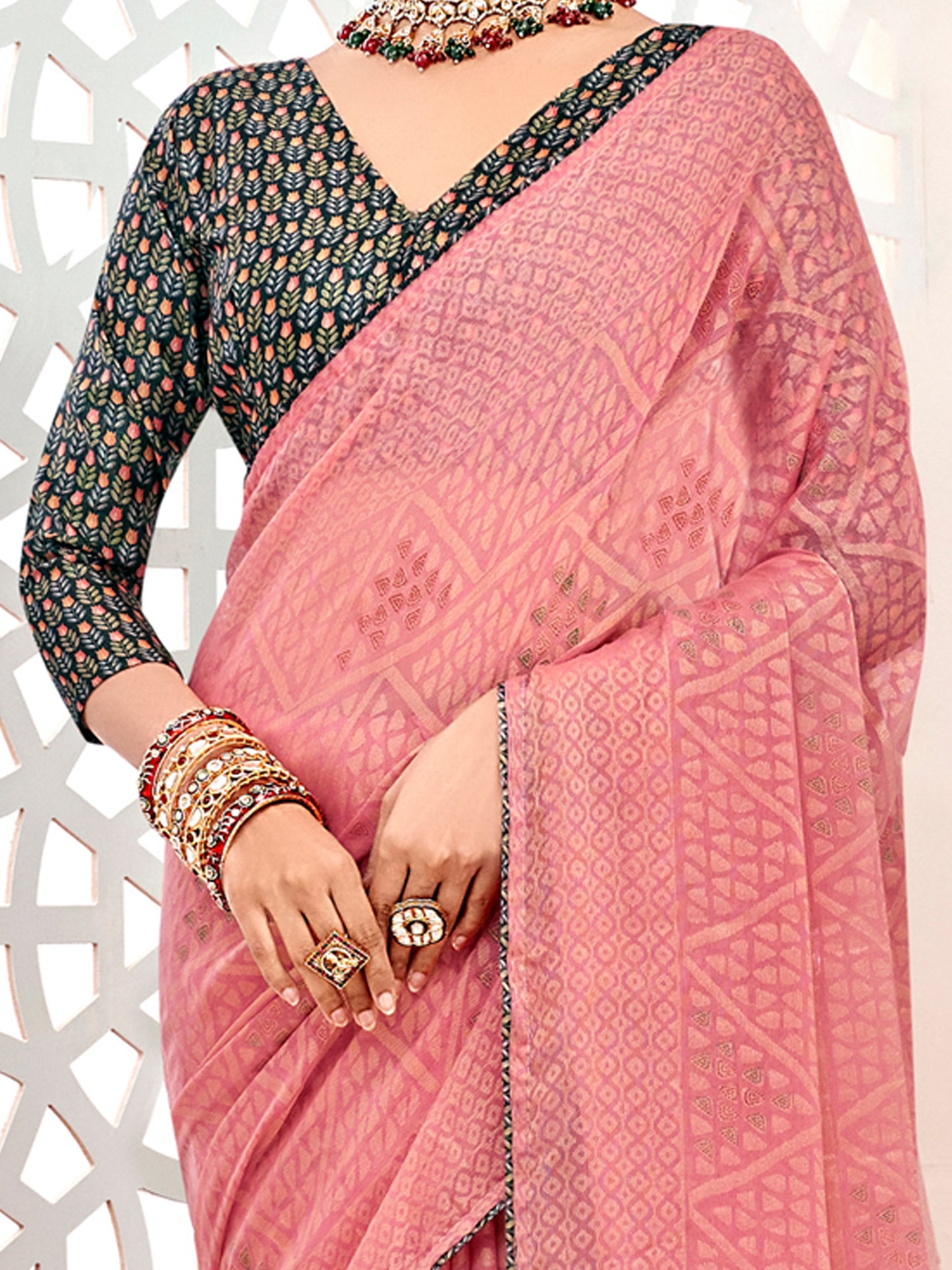Women's Brasso Pink Printed Designer Saree With Blouse Piece
