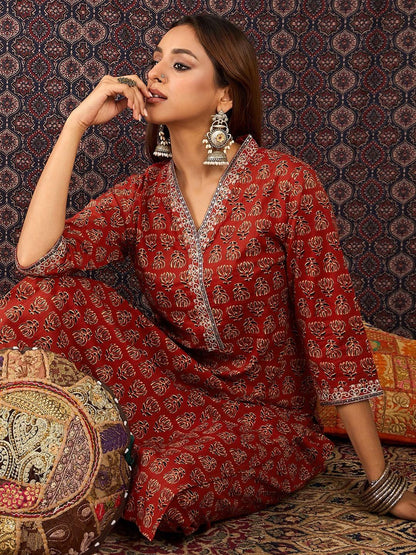 Dhiyona IE Floral Printed V-Neck Pure Cotton Tunic With Trousers