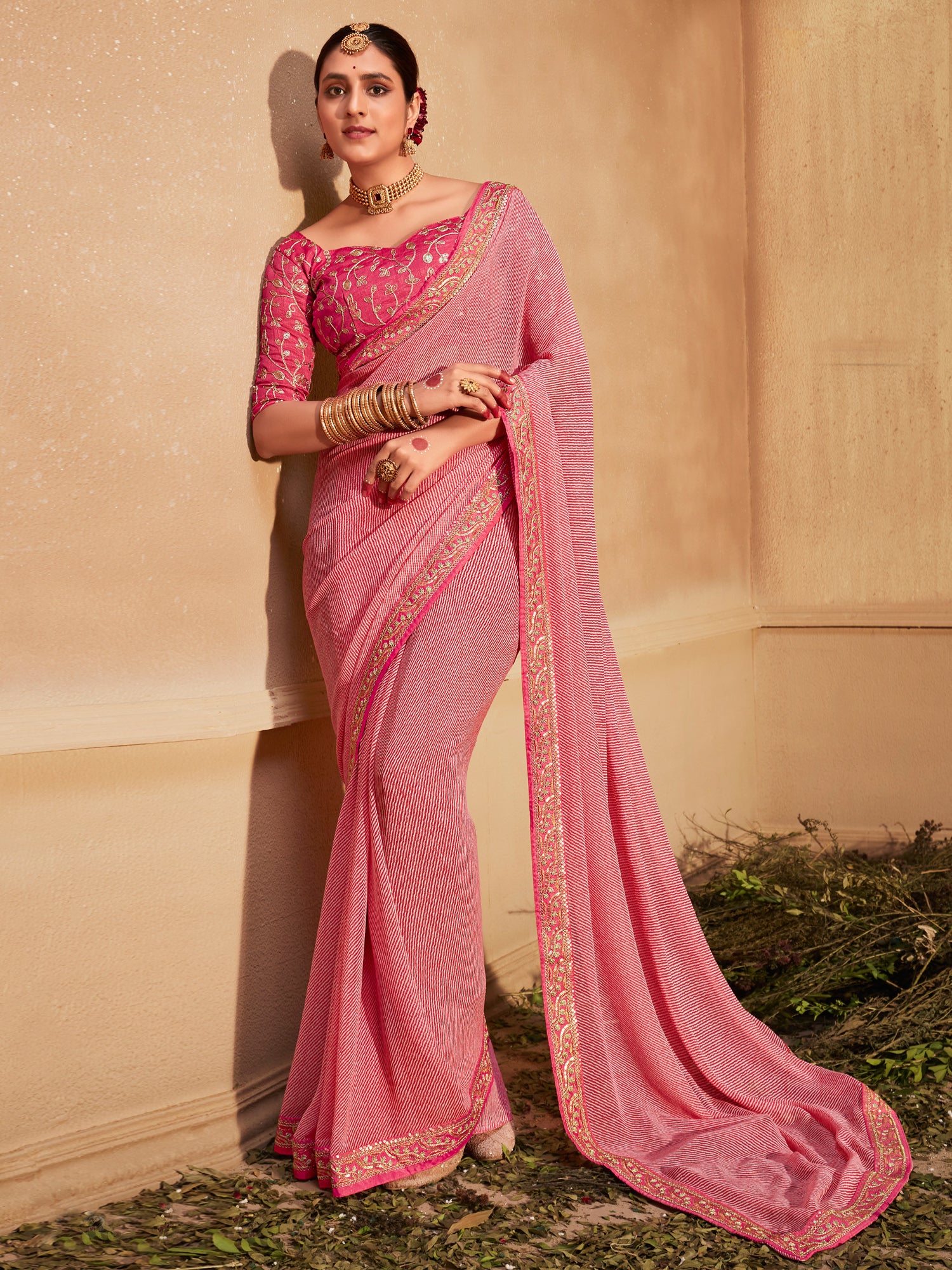 Women's Georgette Pink Zari Embroidered Designer Saree With Blouse Piece
