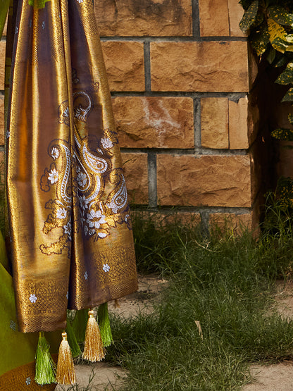 Women's Kanjeevaram Silk Green Woven Design Designer Saree With Blouse Piece
