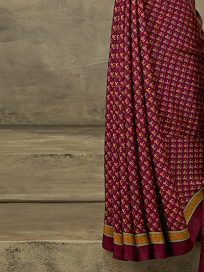 Women's Crepe Magenta Printed Designer Saree With Blouse Piece