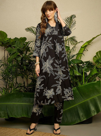 Dhiyona IE Printed V-Neck Top With Trousers