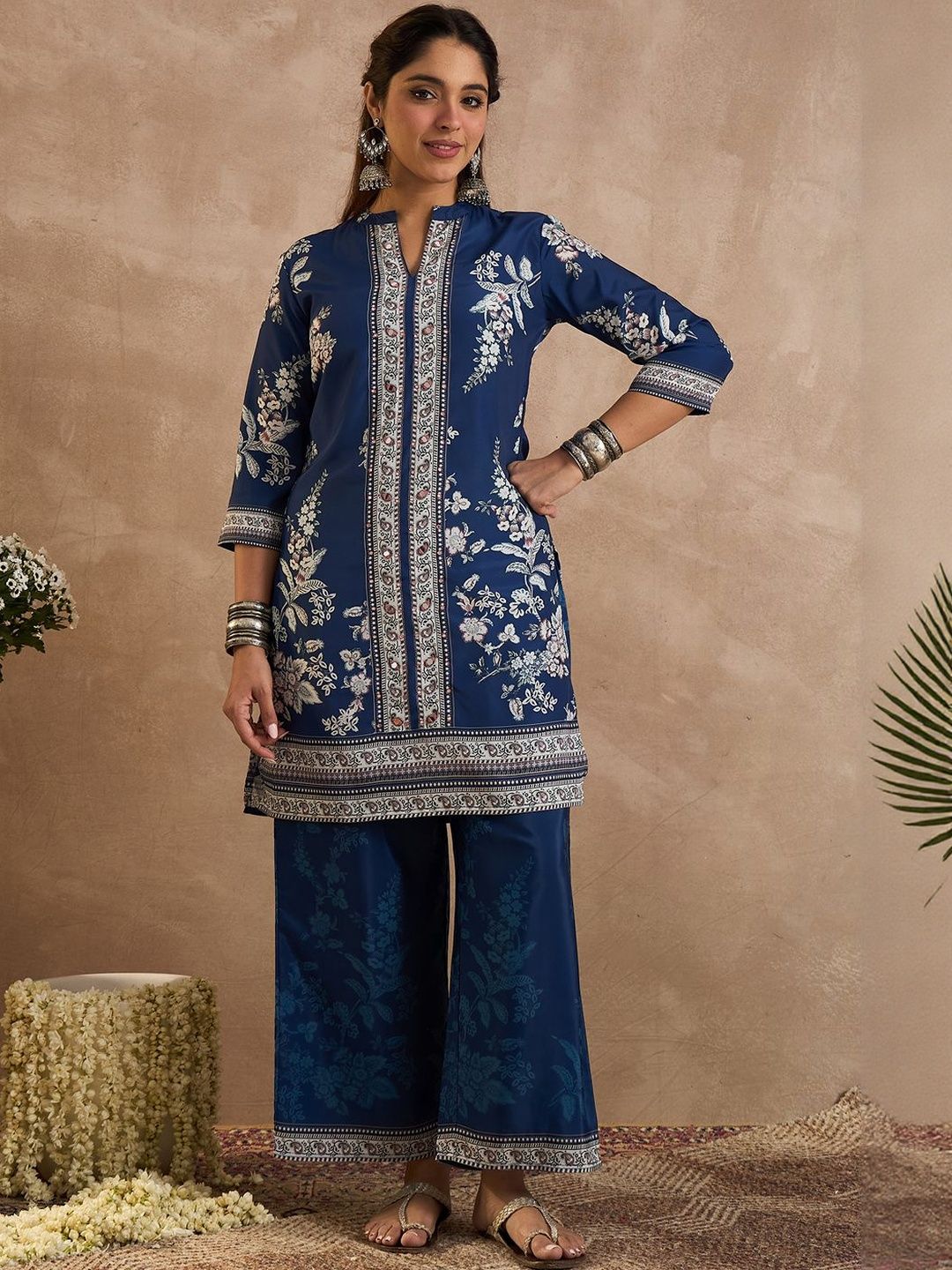Women Floral Printed Kurta with Palazzos