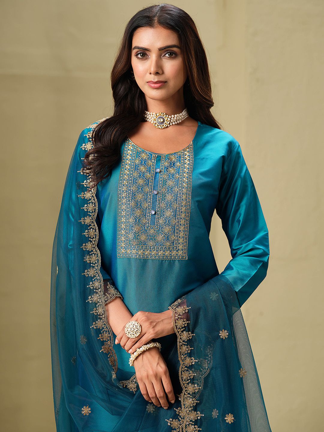 Dhiyona SN Women's Floral Embroidered Straight Kurta & Trousers With Dupatta