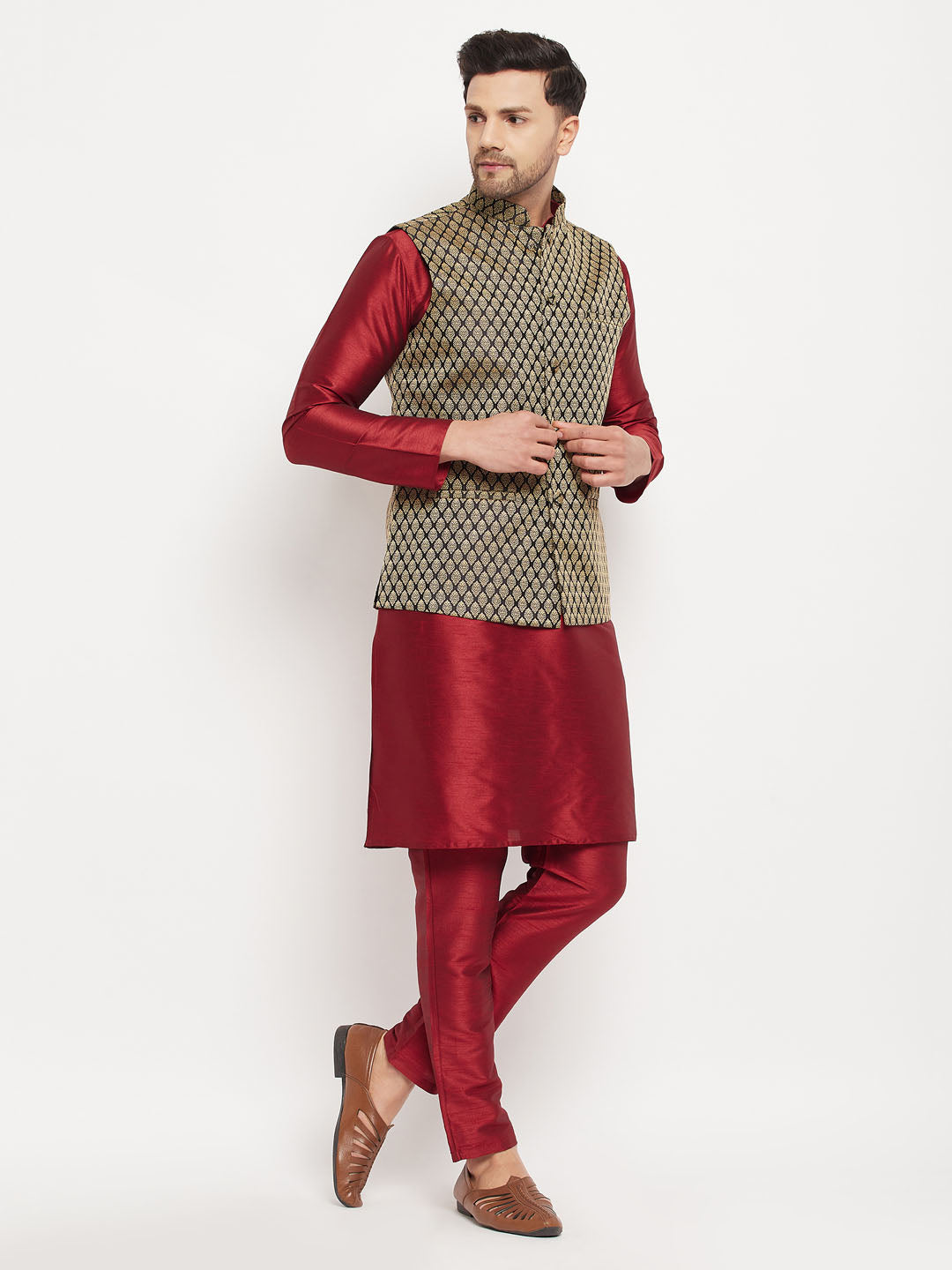 Men's Maroon Silk Blend Straight Jacket  Kurta and Pyjama Set