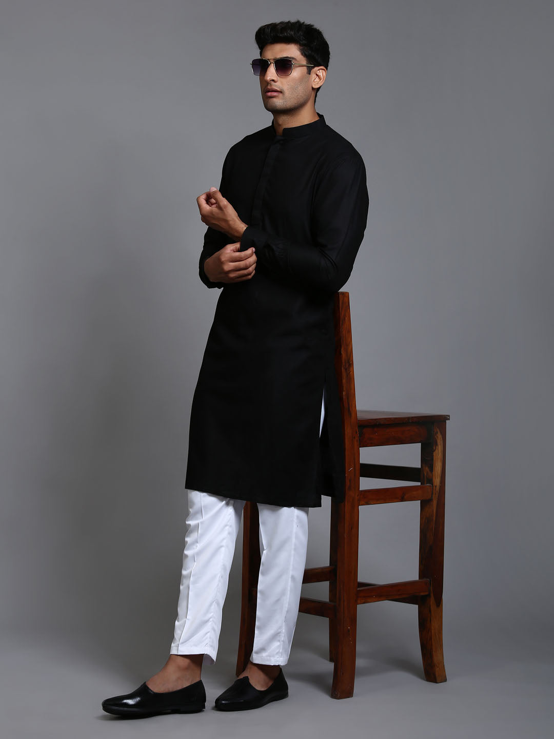 Men's Black Cotton Blend Straight Kurta Pyjama Set