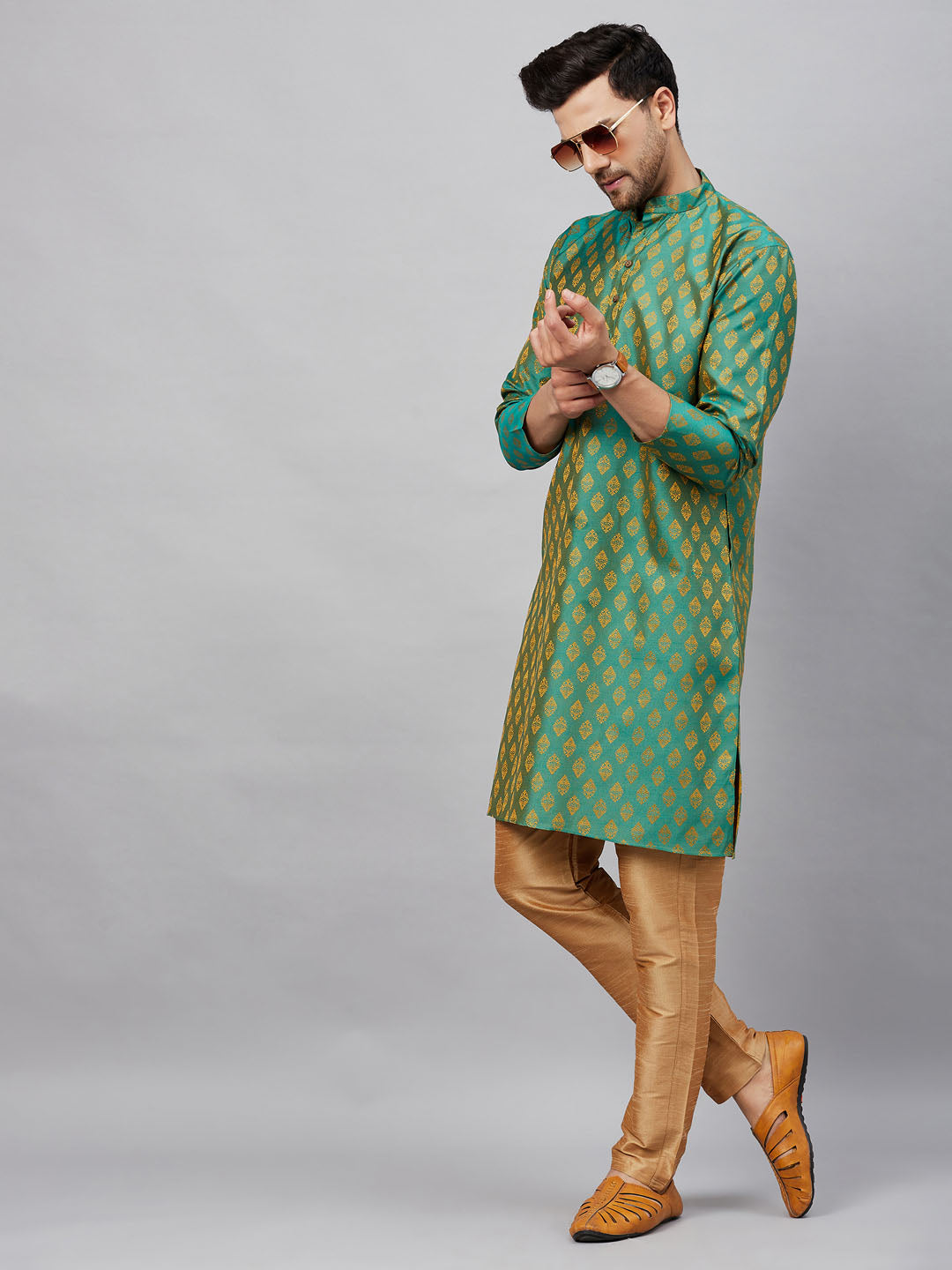 Men's Green Silk Blend Straight Kurta Pyjama Set