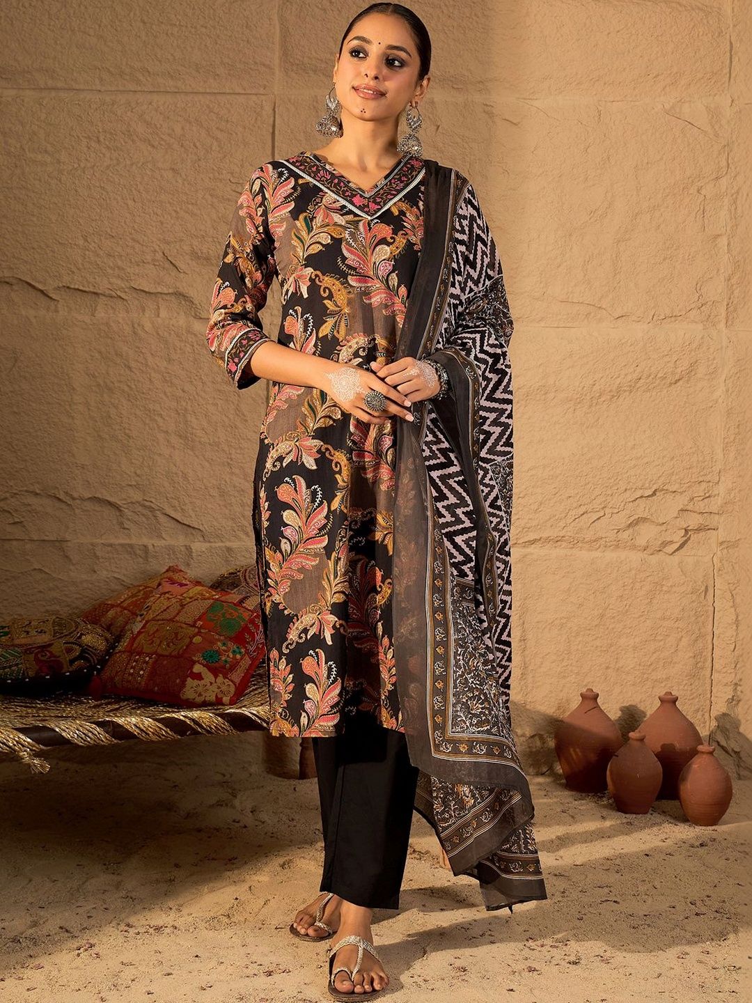 Women Ethnic Motifs Printed Regular Pure Cotton Kurta with Trousers & With Dupatta