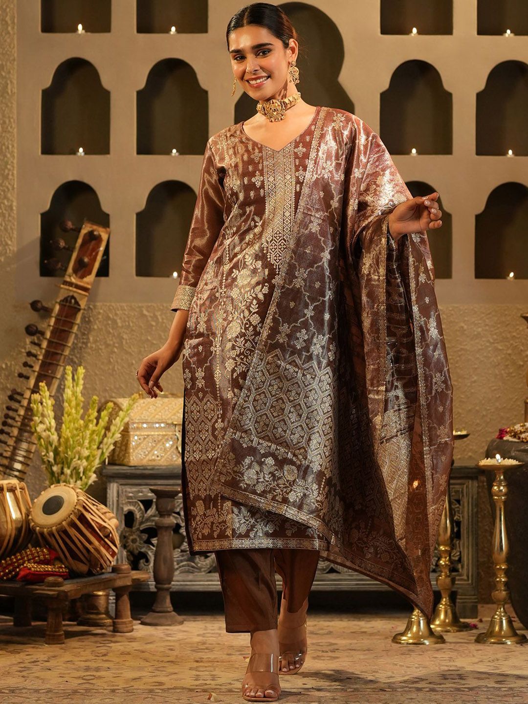Women Ethnic Motifs Printed Kurta with Trousers & Dupatta