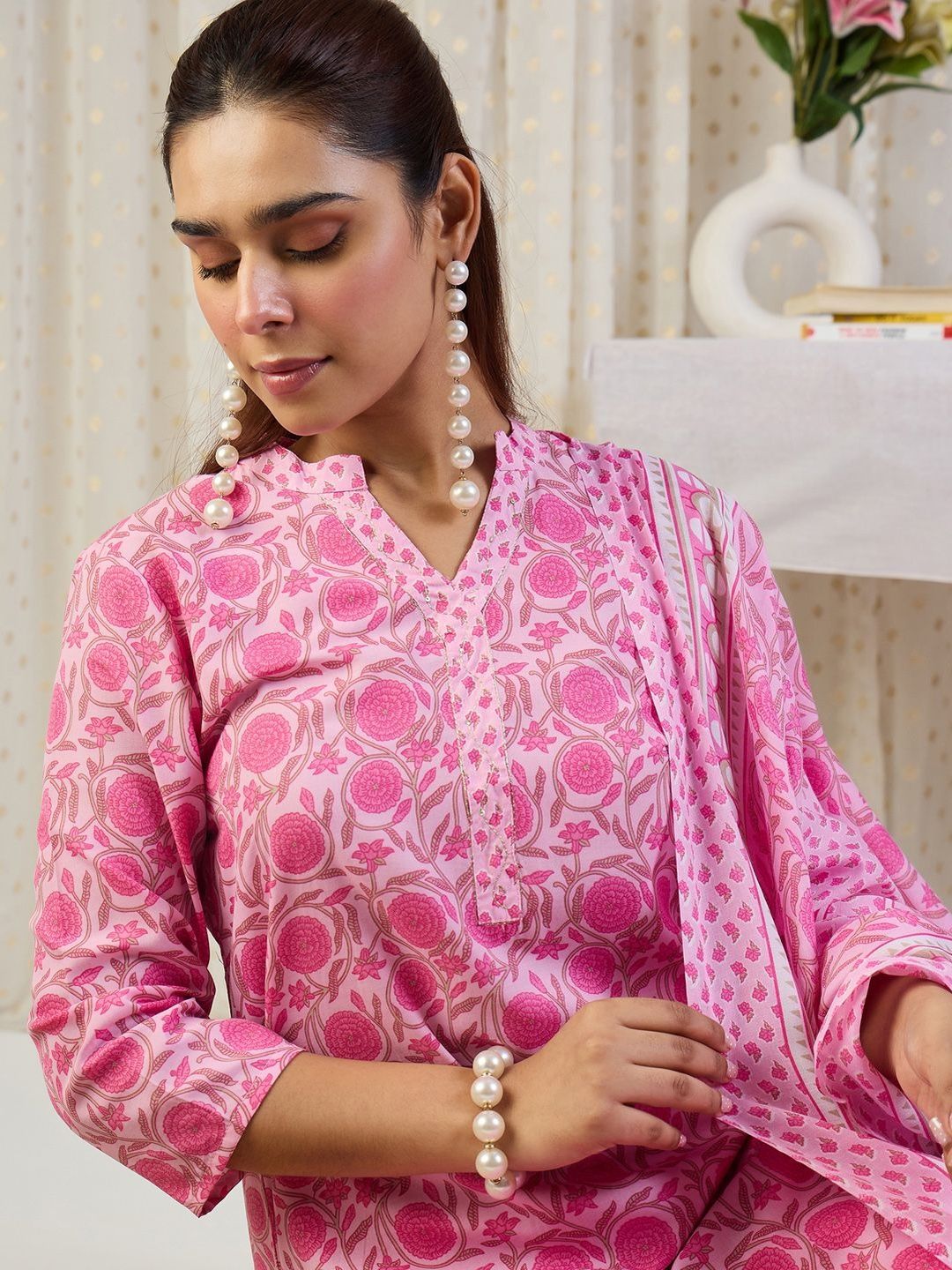 Women Floral Printed Regular Pure Cotton Kurta with Trousers & With Dupatta