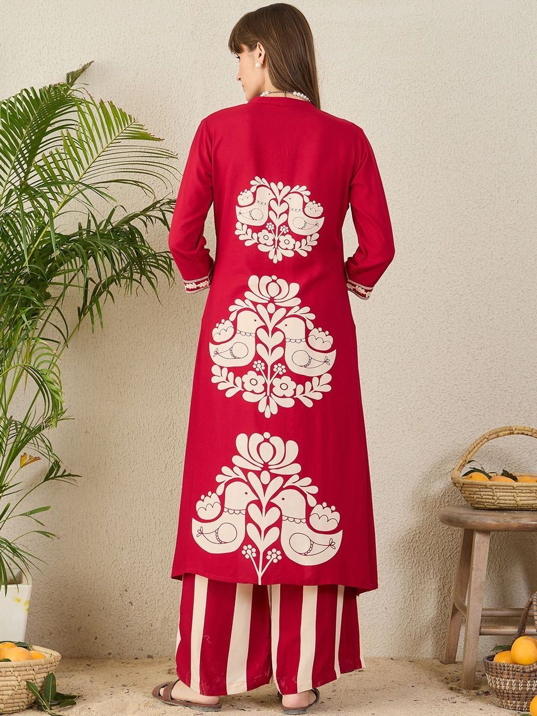 Ethnic Motifs Printed V-Neck Straight Kurta With Palazzos