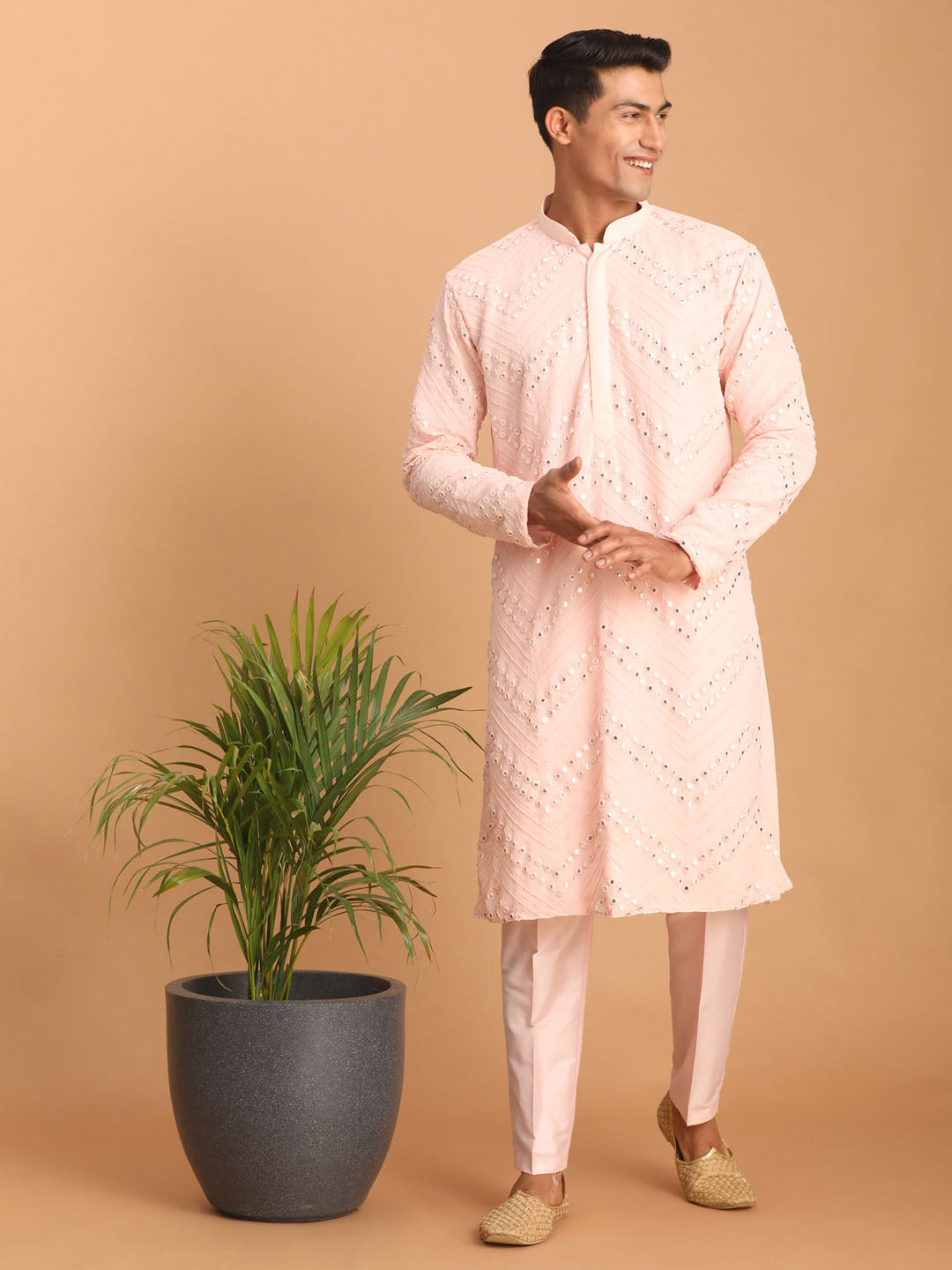 Men's Pink Georgette Straight Kurta Pyjama Set