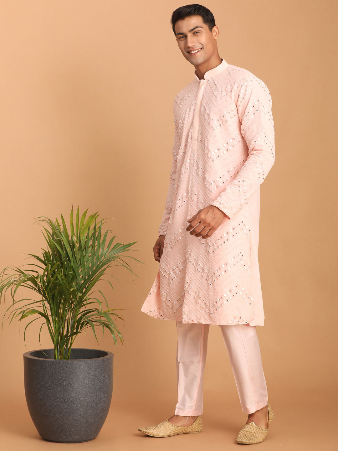 Men's Pink Georgette Straight Kurta Pyjama Set