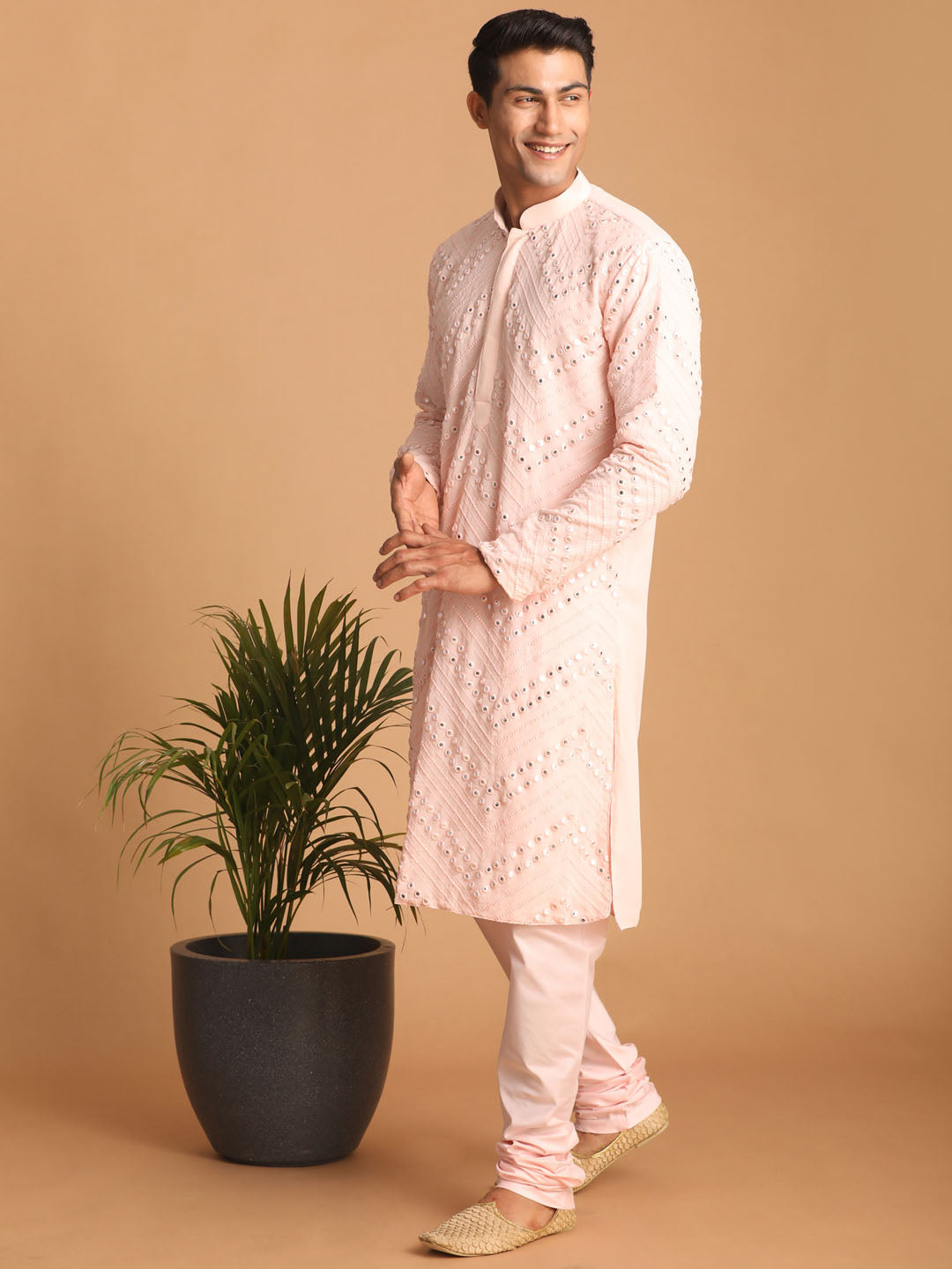 Men's Pink Georgette Straight Kurta Pyjama Set