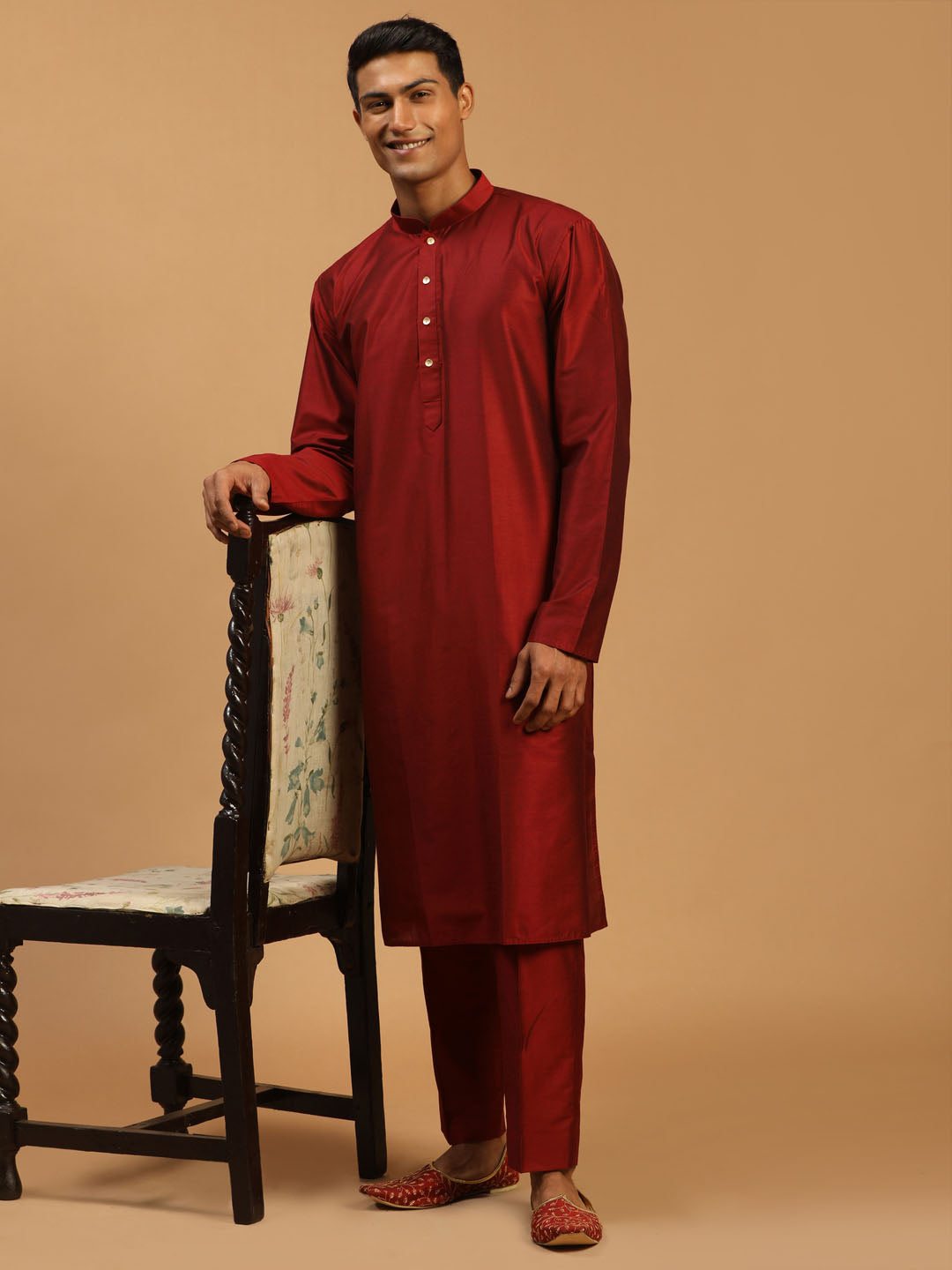 Men's Maroon Viscose Straight Kurta  Pyjama & Dupatta Set